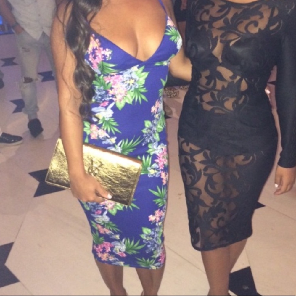 Women’s dress